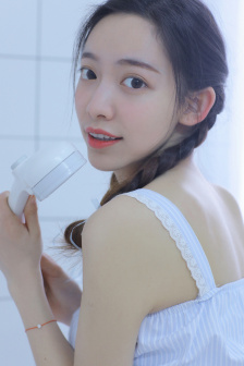 隔壁家的那个女孩