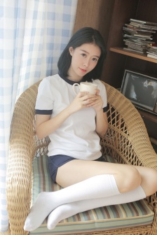 年轻的单身妈妈相亲高清视频